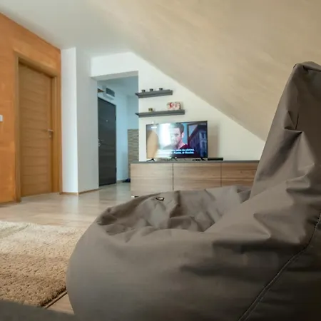 Um Apartment *
