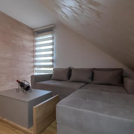 Apartment Um